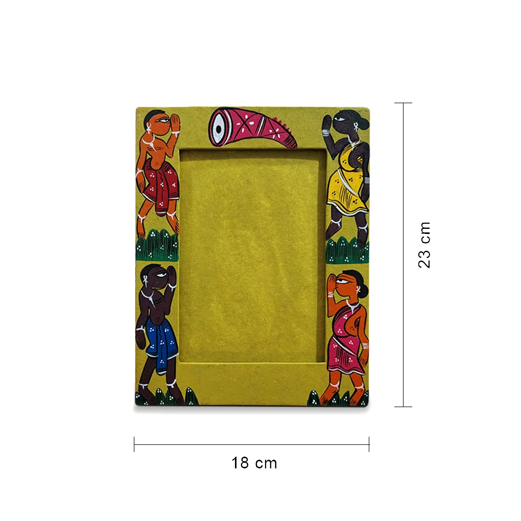 Hand-Painted Pattachitra Photo Frame - Image 4